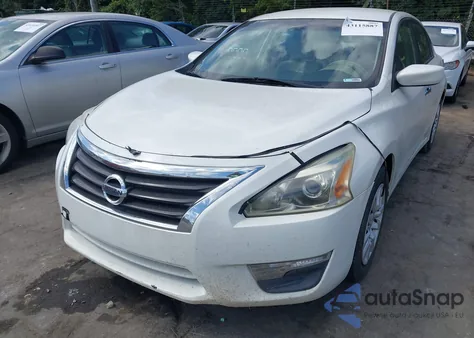 2014 Nissan Altima 2.5 S z USA, uszkodzony, nr VIN 1N4AL3AP7EC137408